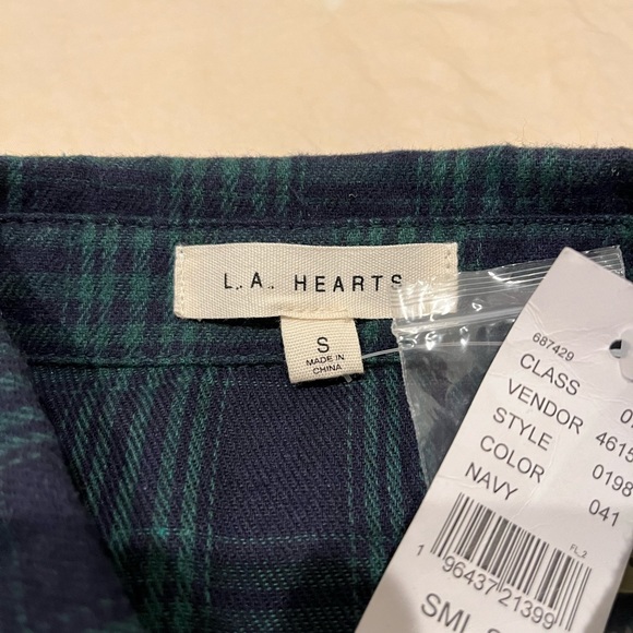 NWT Checkered Flannel - Picture 4 of 4